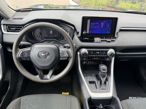 Certified 2023 Toyota RAV4 XLE FWD image 10