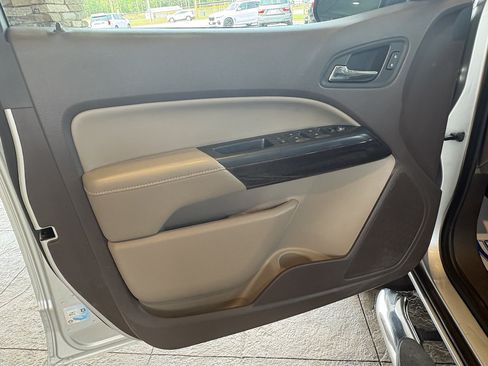 Used 2015 GMC Canyon SLT AWD/4WD image 24