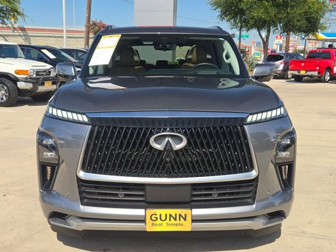 Used 2025 INFINITI QX80 Sensory AWD/4WD image 8