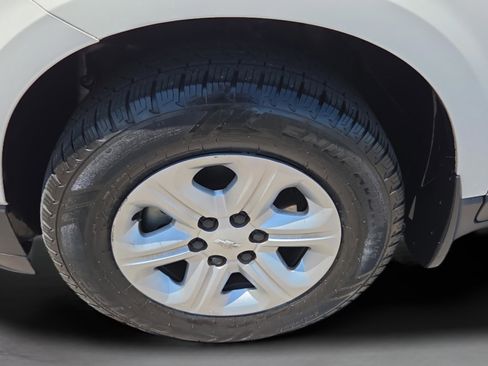 Used 2015 Chevrolet Traverse LS FWD image 30