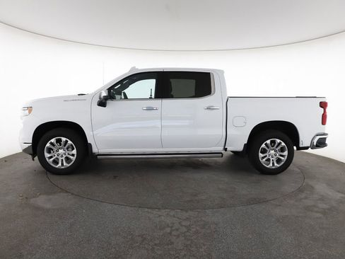 Used 2026 Chevrolet Silverado 1500 LTZ w/ Technology Package RWD image 7
