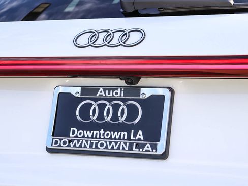 New 2025 Audi Q5 Premium image 11