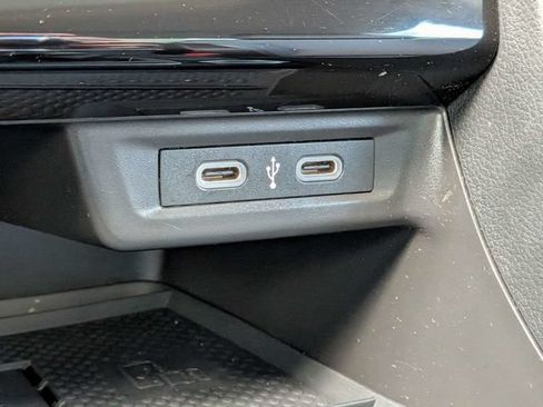 Certified 2026 Volkswagen Jetta SE FWD image 22