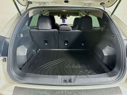 Used 2024 Subaru Crosstrek 2.0i Premium w/ Popular Package #4 image 29