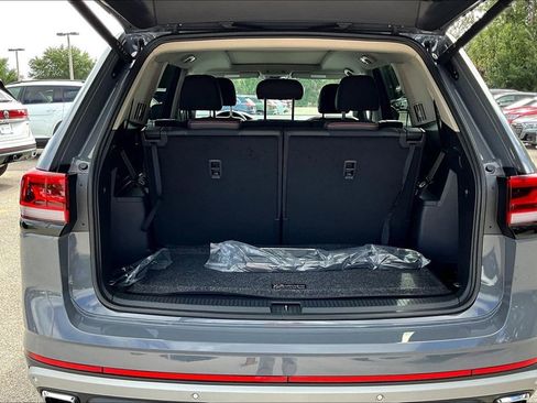 New 2026 Volkswagen Atlas Peak Edition AWD/4WD image 15