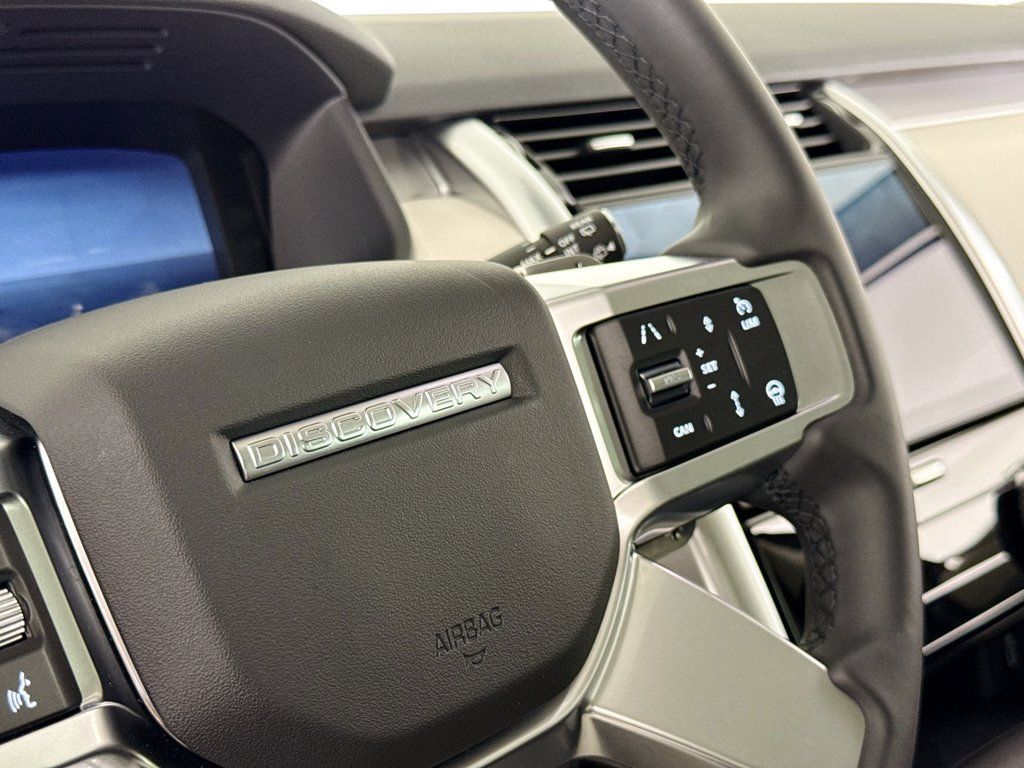 Used 2026 Land Rover Discovery Limited Edition AWD/4WD image 19