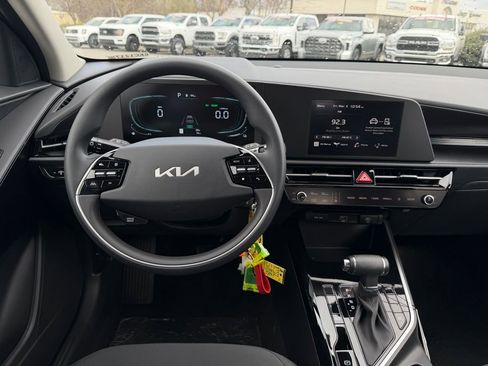 New 2026 Kia Niro LX image 16