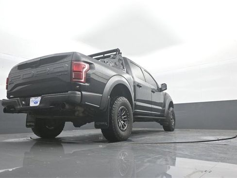 Certified 2018 Ford F150 Raptor w/ Equipment Group 802A Luxury image 37
