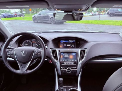 Used 2018 Acura TLX image 38
