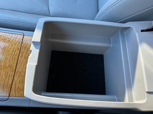 Used 2010 Toyota Highlander Limited image 62