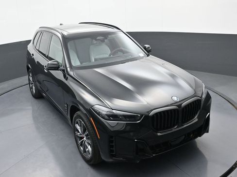 New 2026 BMW X5 xDrive50e w/ Executive Package AWD/4WD image 32