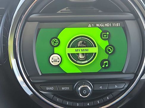 Used 2019 MINI Cooper 2-Door Hardtop image 20