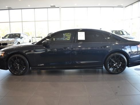 Used 2022 Audi A8 L 3.0T w/ Executive Package image 8