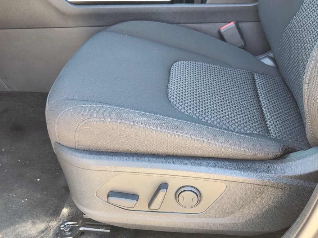 New 2026 Kia Sportage LX w/ LX Convenience Package FWD image 17
