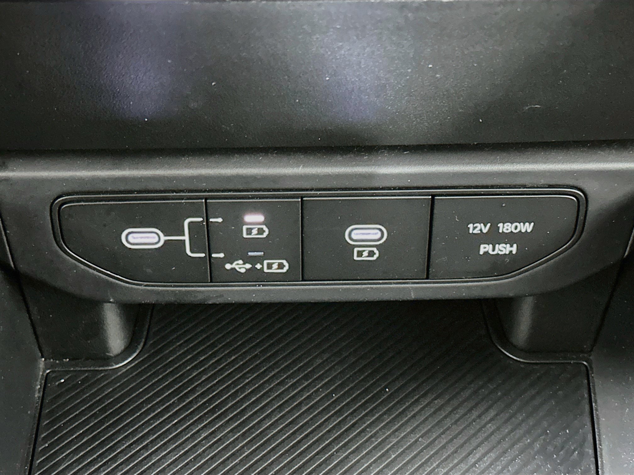 Used 2025 Kia K4 FWD image 26