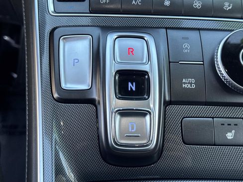 Used 2022 Hyundai Santa Fe SEL w/ Convenience + Premium Package image 15