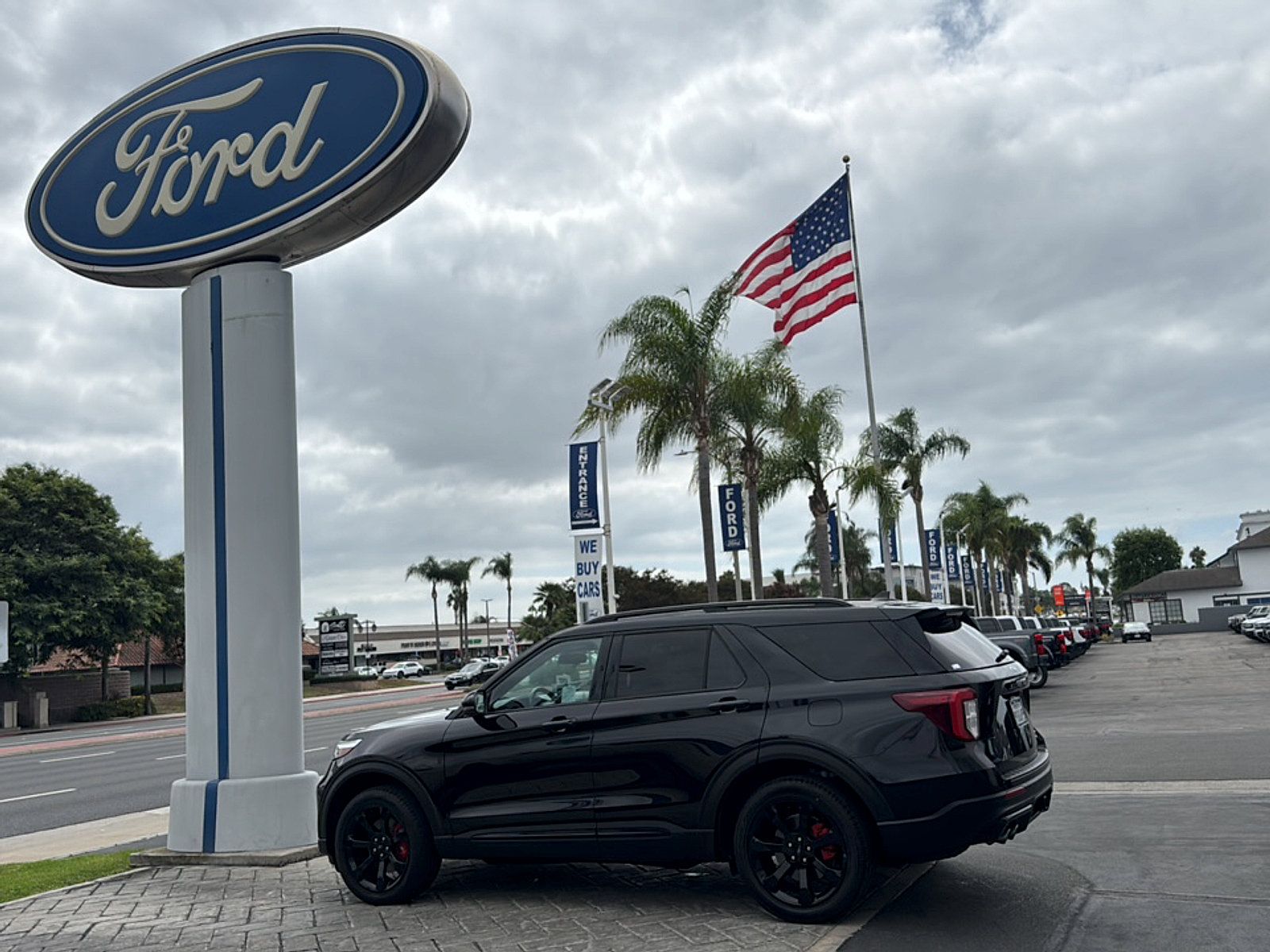 Used 2023 Ford Explorer ST w/ Equipment Group 401A AWD/4WD image 22