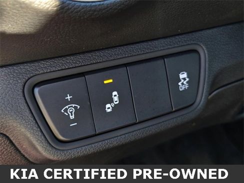 Certified 2024 Kia Forte GT-Line image 17