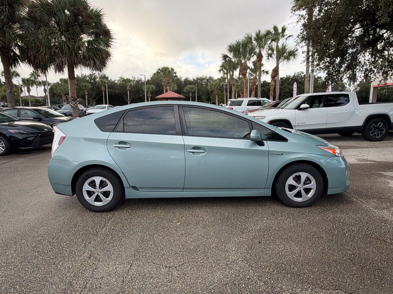 Used 2013 Toyota Prius Three FWD image 4