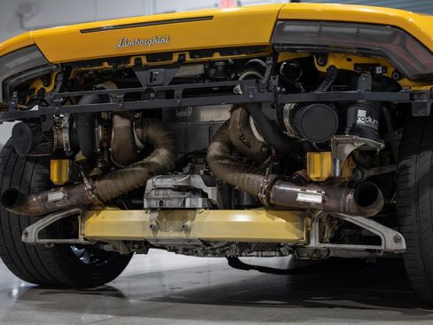 Used 2016 Lamborghini Huracan LP 610-4 image 74