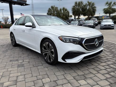 Used 2026 Mercedes-Benz E 350 Sedan image 7