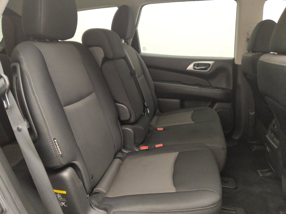 Used 2019 Nissan Pathfinder S FWD image 19