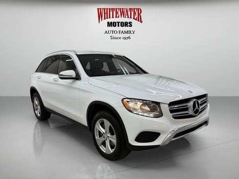 Used 2017 Mercedes-Benz GLC 300 4MATIC image 5