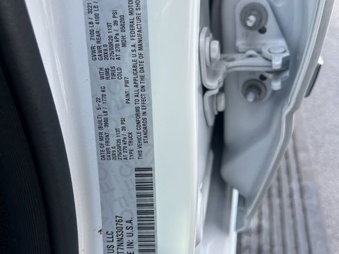 Used 2022 RAM 1500 Limited w/ Bed Utility Group image 14