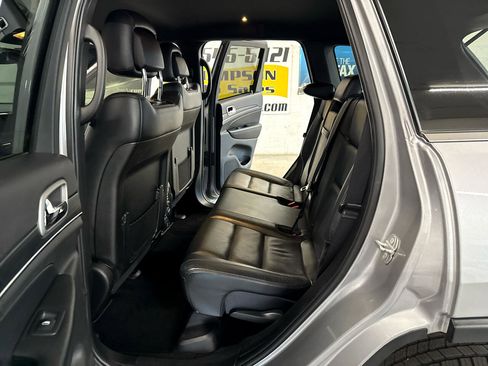 Used 2019 Jeep Grand Cherokee Limited image 28