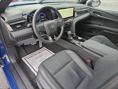 Used 2025 Toyota Camry XSE w/ Premium Plus Package image 15