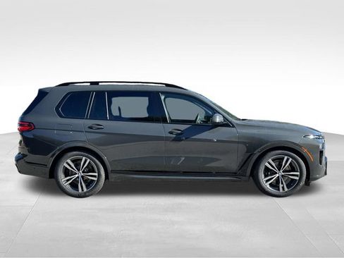 New 2027 BMW X7 xDrive40i w/ M Sport Package AWD/4WD image 2