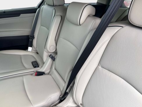 Certified 2025 Honda Odyssey Touring image 12