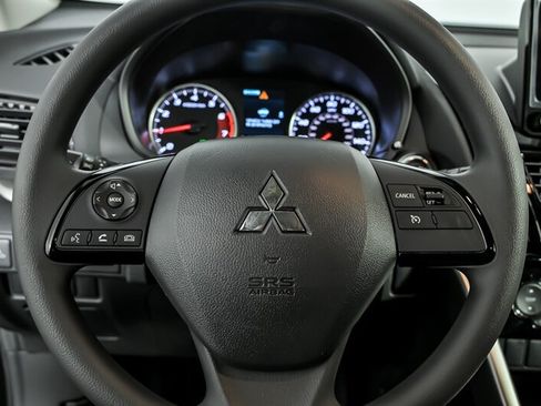 New 2026 Mitsubishi Eclipse Cross LE AWD/4WD image 20