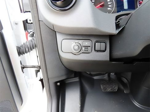 Used 2024 Mercedes-Benz Sprinter 3500 image 45