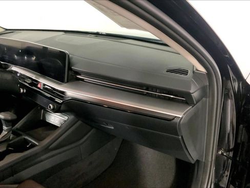 Used 2025 Kia K5 LXS FWD image 16