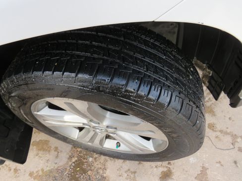 Used 2012 Toyota Highlander Limited w/ Tow Pkg image 31