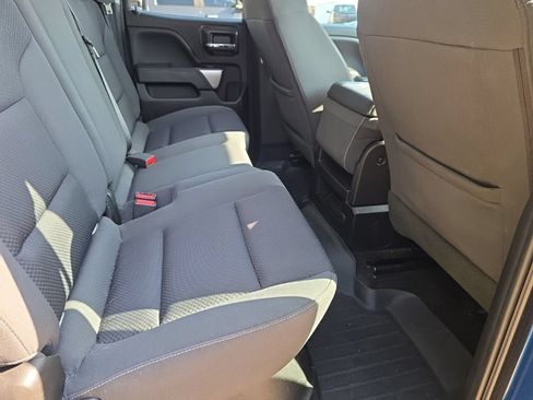 Used 2018 Chevrolet Silverado 1500 LT w/ All Star Edition RWD image 9