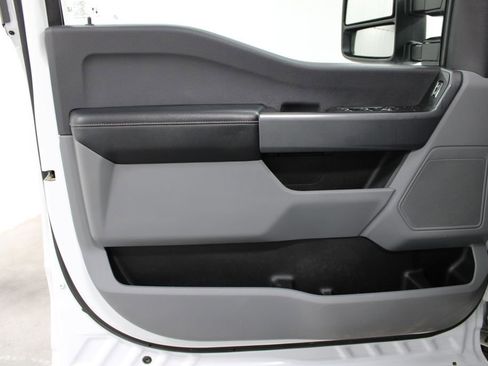Used 2023 Ford F250 XL w/ STX Appearance Package image 27