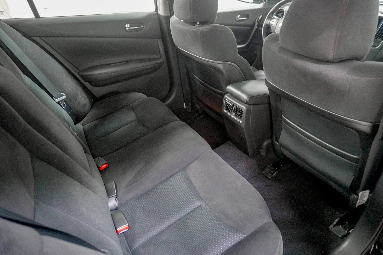 Used 2009 Nissan Maxima 3.5 S FWD image 31