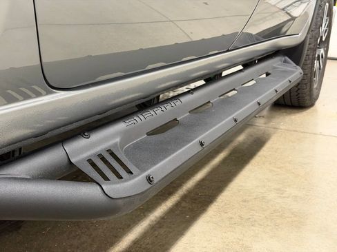 Certified 2025 GMC Sierra 1500 AT4 w/ AT4 Premium Package image 27