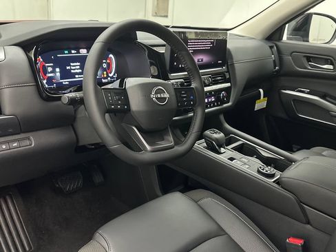 New 2026 Nissan Pathfinder SL AWD/4WD image 18
