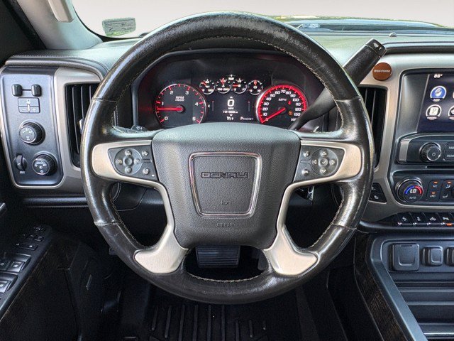 Used 2015 GMC Sierra 2500 Denali w/ Duramax Plus Package AWD/4WD image 10