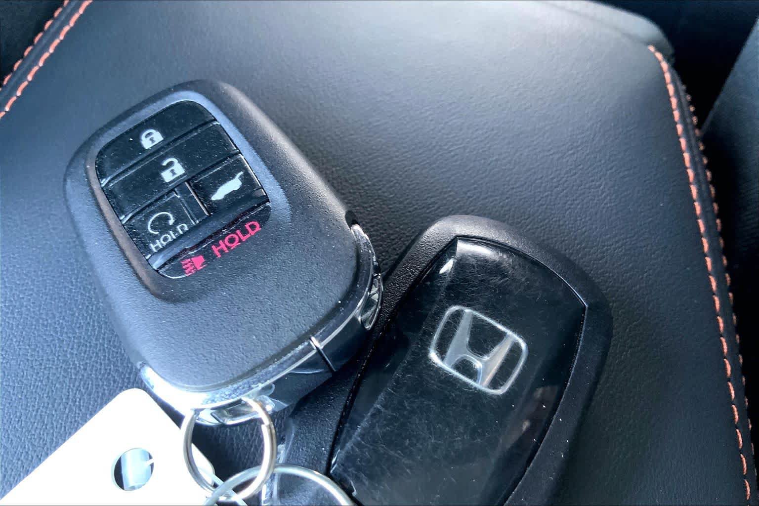 Used 2024 Honda HR-V Sport image 14