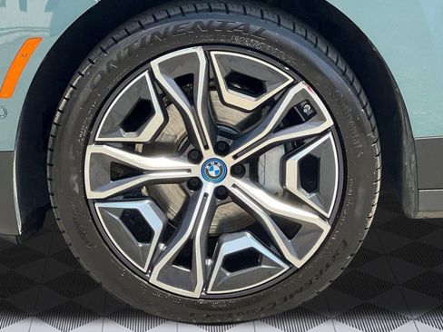 Used 2023 BMW iX xDrive50 AWD/4WD image 11