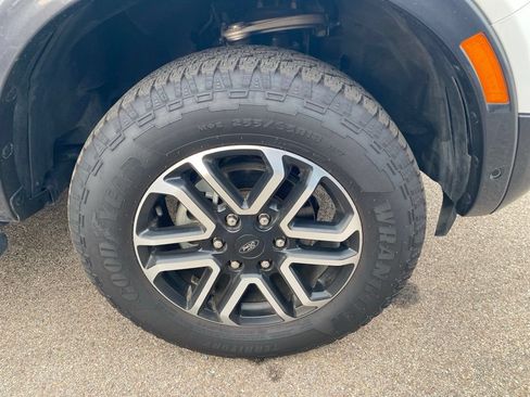 Used 2024 Ford Ranger Lariat AWD/4WD image 6
