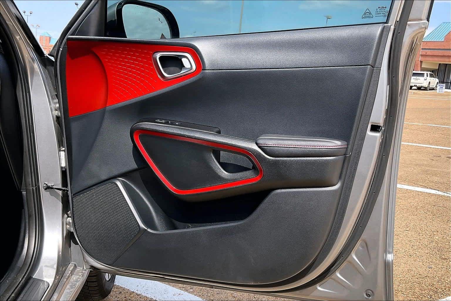 Certified 2024 Kia Soul GT-Line FWD image 27