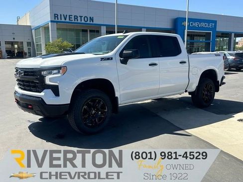 New 2026 Chevrolet Silverado 1500 LT Trail Boss w/ Convenience Package II AWD/4WD image 1