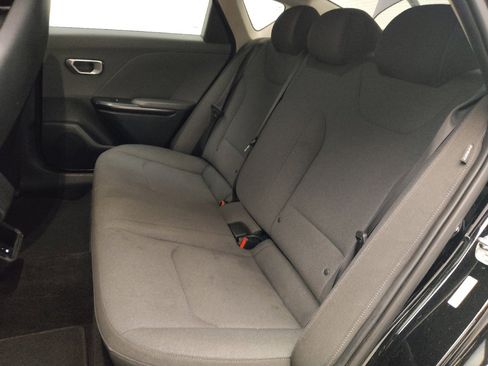 Used 2025 Kia K4 FWD image 18