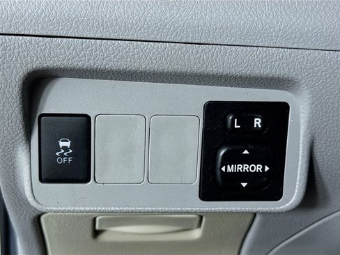 Used 2011 Toyota Corolla LE image 14