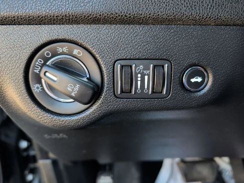 Used 2021 Chrysler 300 S w/ S Model Appearance Package image 21